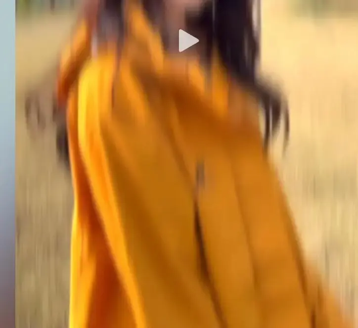 解锁《黄色冲锋衣木木》户外日常合集- 1080P超清蓝光画质免费看- 黄色冲锋衣木木的温柔户外瞬间