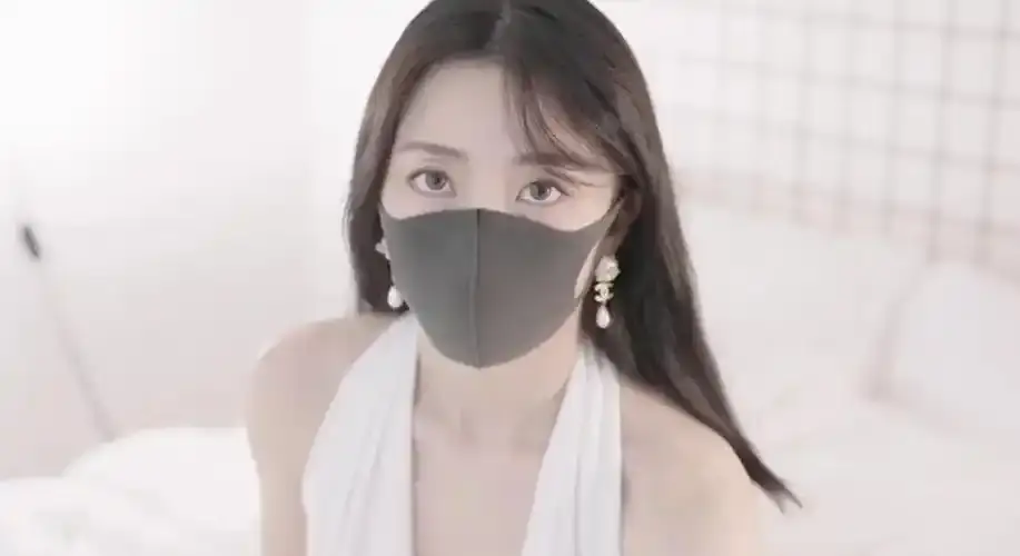 - 免费在线看糖VLOG心圣诞特别篇-唐伯虎饼干姐姐实力加盟-御梦子糖LOGO官方正版资源