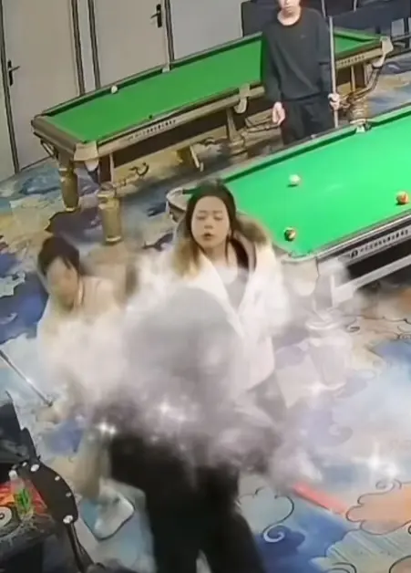 《精神小妹互博》完整版疯传！高清无删减资源免费在线观看 - 阿里云/天翼云/网盘获取 - 全网热搜原始视频流出！