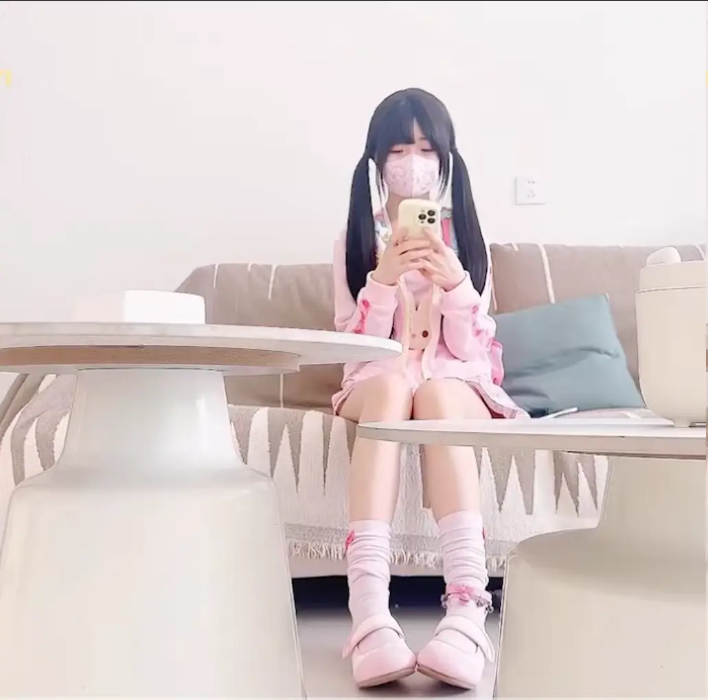 不容错过！《白虎喵》糖心vlog剧情片，COSPLAY元素满满，网盘资源自取，开启高清观影体验！