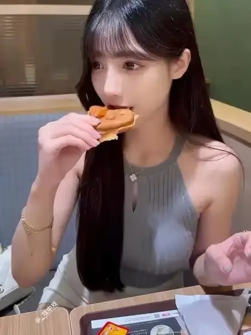 抖音风徐雅《onlyfans台北娜娜每日大赛》8月加长片段来袭，HD高清播放 - onlyfans台北娜娜每日大赛全季无广告在线看
