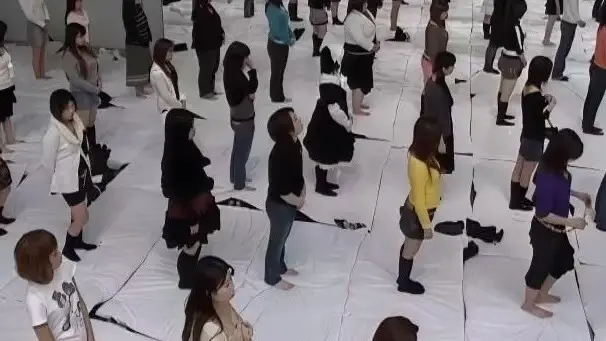 《史诗级集体整活》在线观看！岛国五百人集体整活挑战，千人同屏名场面引爆全网猎奇事件，颠覆认知脑洞太离谱