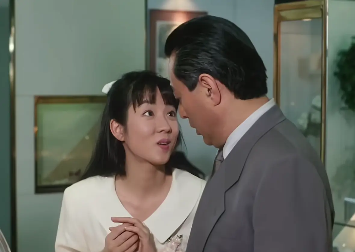 《樱花树下》