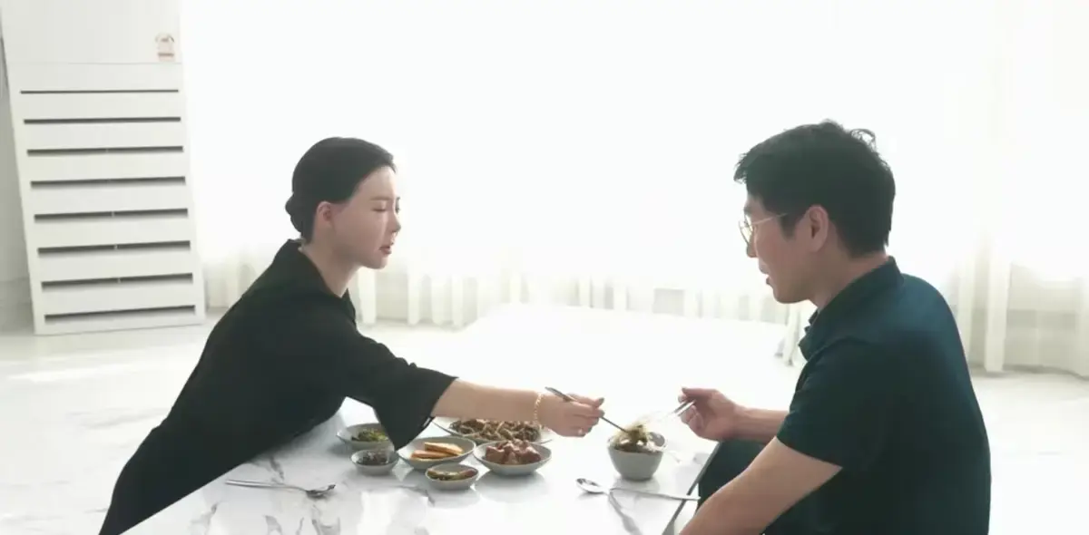 《50岁继母的诱惑》- 金敏喜主演的韩国伦理片黑马，演绎重组家庭禁忌拉扯，4K高清无删减中文版免费无广告在线看！