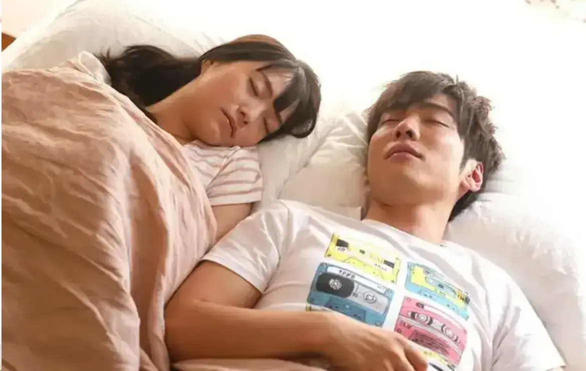 《silk_labo系列蓝井优太》·感官美学与女性情感工程学深度剖析——1080P高清全集无广告在线看，重审视觉风格下的浪漫感官设计
