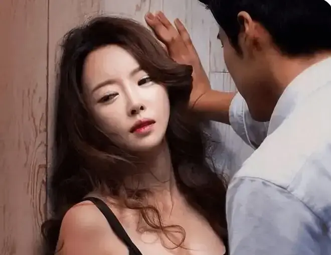 韩国爱情电影《顶级女人》1080P高清免费在线看-顶级女人全季无广告无删减流畅播放-她用十年布局，决战顶级假面舞会！