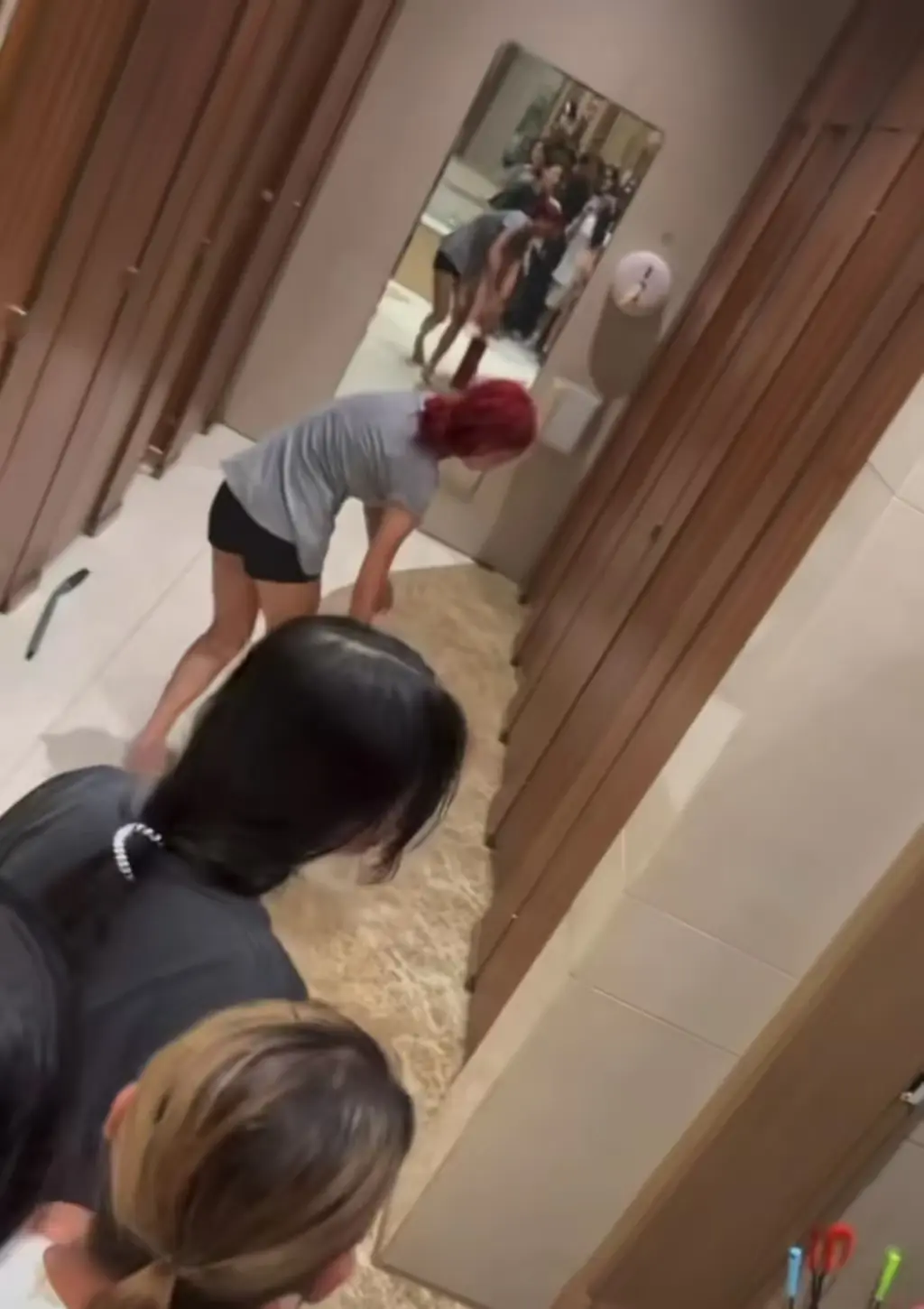 《七夕红发女子灭火器》全季免费高清在线看