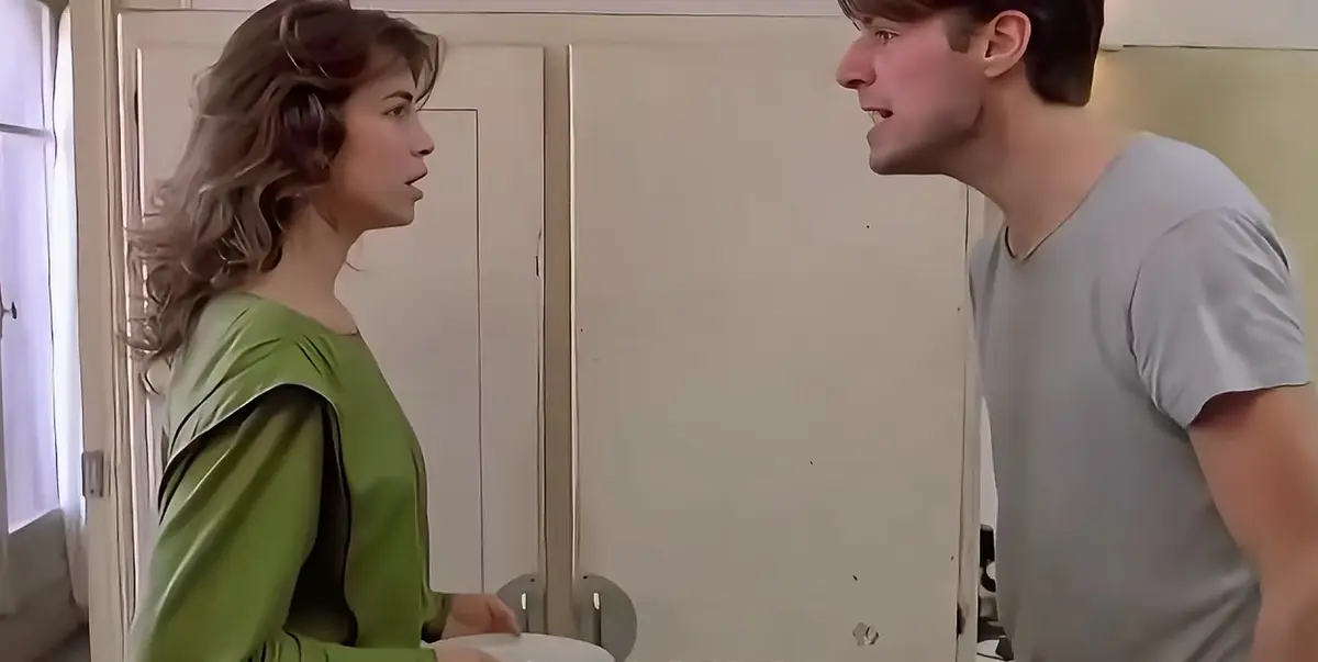 《明星梦1984》震撼回归！中文配音高清全集中文版免费看 —— 意大利满天星系列佳作，无广告沉浸观影体验。