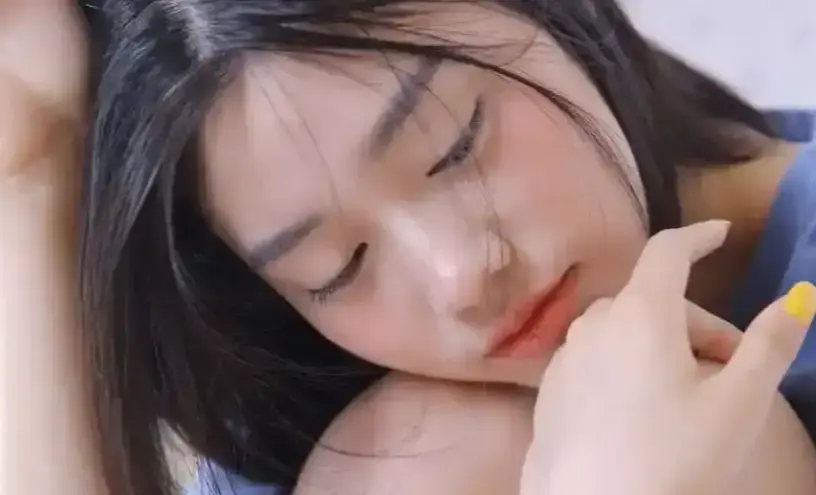 《美丽小蜜桃》未删减完整版《美丽小蜜桃 》HD中字高清免费_在线播放_剧情片_美国电影《美丽小蜜，桃》高清完整版_在线观看-VS影院_2026电影《美丽小蜜桃》失忆少女的公路奇遇
