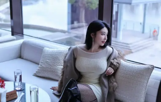 《教母三人行》未删减全季合集流畅播放 -免费在线观看入口 _教母三人行正片完整版无剪辑免费看 -星辰影院