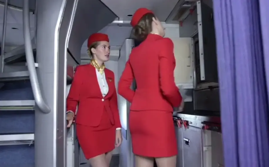 《法国空姐2019(多塞尔航空)》法国电影免费高清在线观看-手机免费看全集_《法国空姐》1080P画质流畅播放完整版