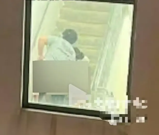 《香港情侣事件》全内容无删减HD高清 - 香港情侣事件免费在线流畅观看 - 探寻元朗情侣背后惊人真相，别错过！