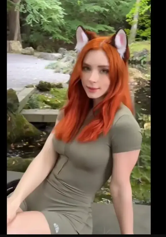 甜狐SweetieFox主演《俄罗斯甜心狐狸》，1080P蓝光无删减免费在线，全系列持续更新，Cosplay罗宾、辐射美剧新场景无广告收录
