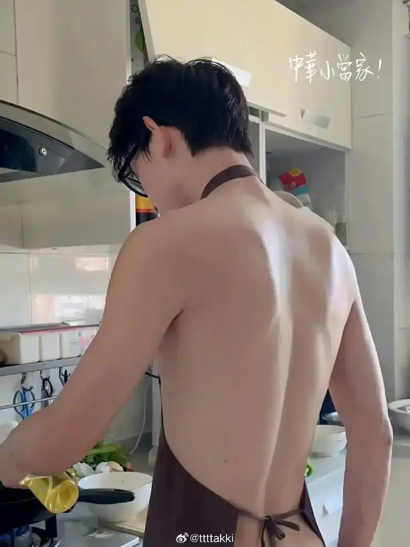 免费观看《昆廷夫夫纪录片》，高清无卡顿 - 昆廷夫夫onlyfans详细解读 - 炒菜视频完整版免费下载 - 奶糖不耐受相关探讨