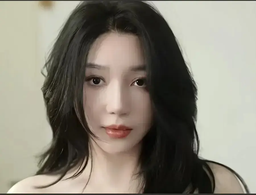 爆火🔥短剧《教母eily三部曲》假面情话全片在线观看，蓝光画质纯净极速，哔哩哔哩免费畅享！