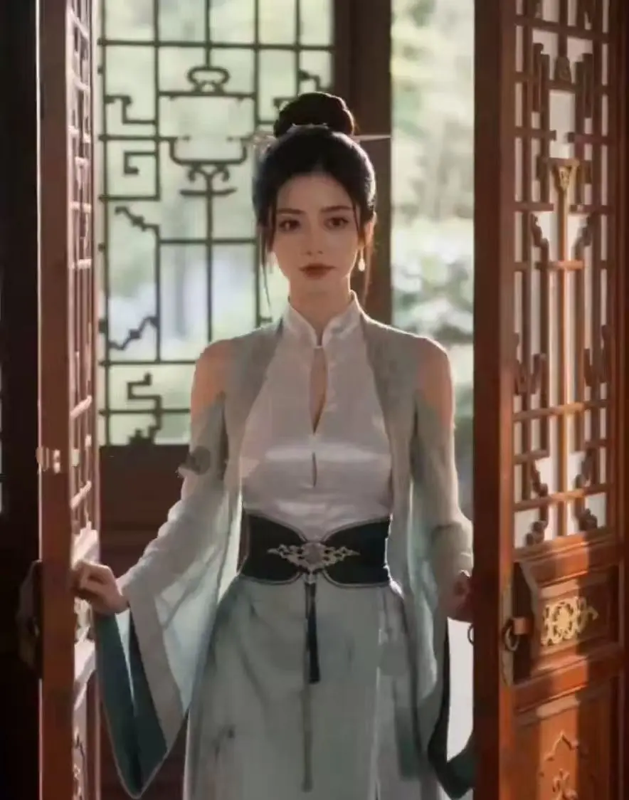 《废柴杂役》全集免费在线观看，下人杂役《废柴杂役》身怀绝世神功逆天改命，高能反转剧情不容错过【网盘+在线+未删减】