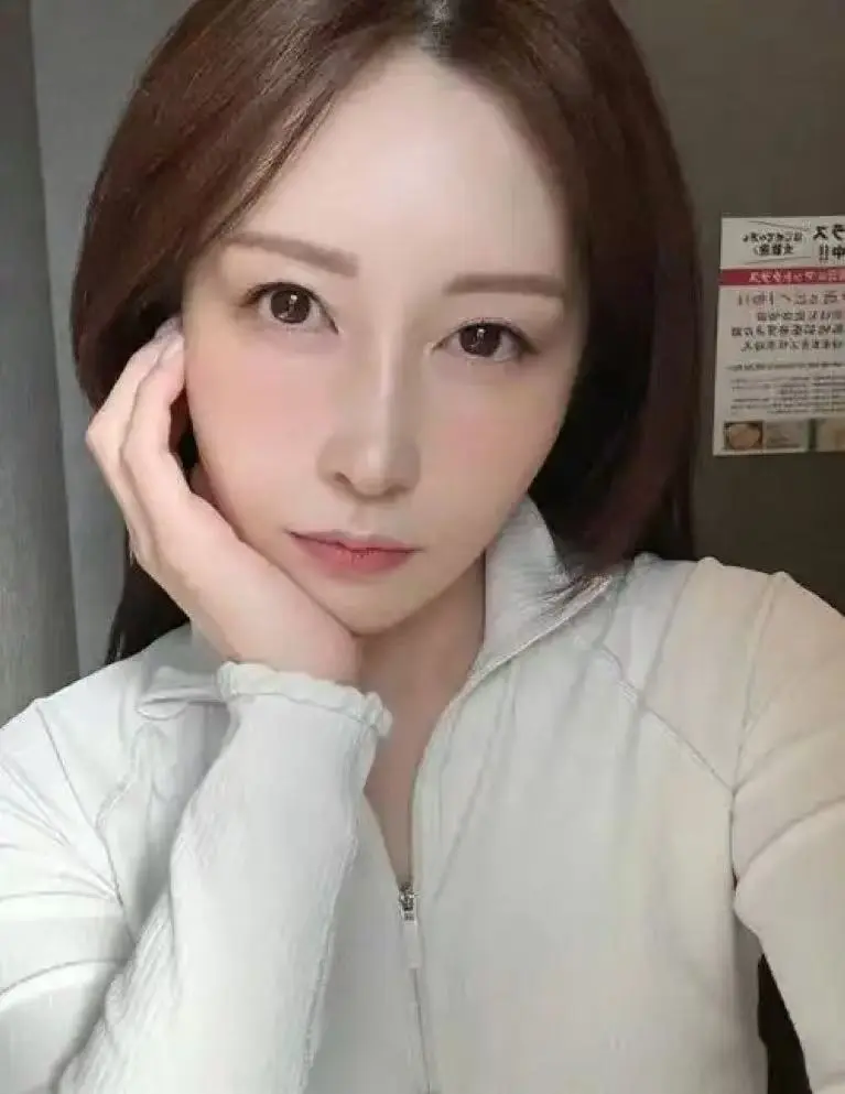 《佐佐木明希》JUFD-738知性女神高分作+官方写真合集【免费在线看-网盘观看】-《佐佐木明希》未删减版+写真特辑，风车动漫-樱花动漫-VS影院全线更新，神奈出身女演员的经典瞬间！