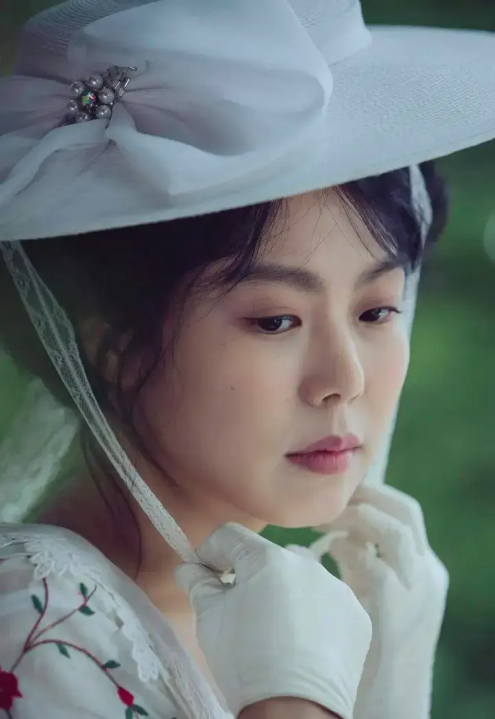 韩国电影《小姐》无删减高清免费在线观看-电影《小姐》1080P完整版无广告流畅播放-畅享影院